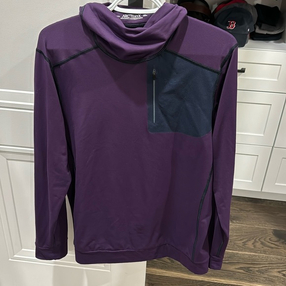 Men’s Arc’teryx Long Sleeve Hooded Top - Picture 1 of 2